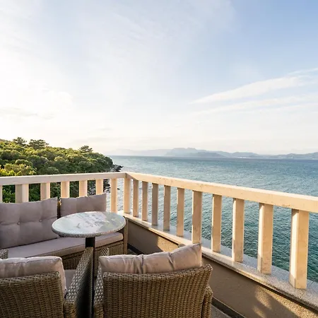 Dalmatina 스레세르