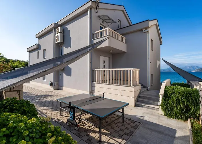 Dalmatina 스레세르